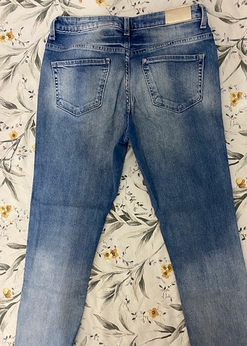 32 Beden H&M jean