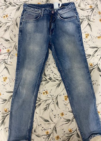 32 Beden mavi Renk H&M jean