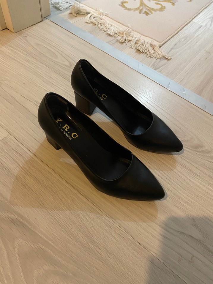 Siyah Kadın Topuklu ayakkabı - Görsel 2