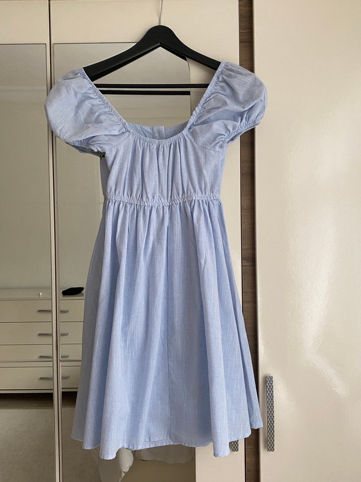 Çiçek işlemeli keten elbise - Görsel 5