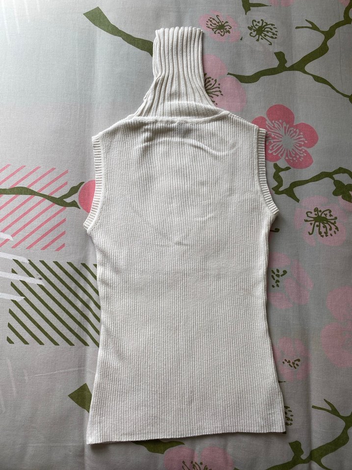 Beyaz Boğazlı Kolsuz Triko body - Görsel 3