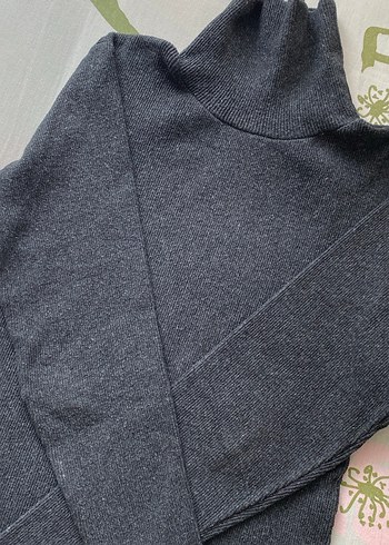 Gri Boğazlı Kadın Triko Kazak - Görsel 2