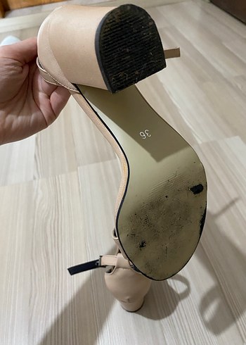 Bej topuklu ayakkabı - Görsel 5