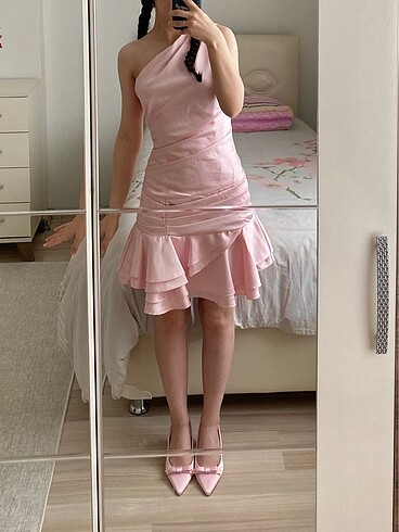 xs Beden pembe Renk Tek kol pembe saten elbise