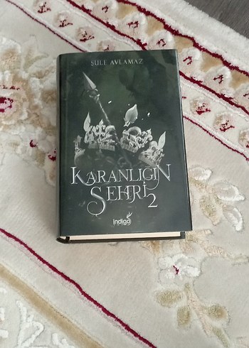 Karanlığın Şehri 2 - Şule Avlamaz