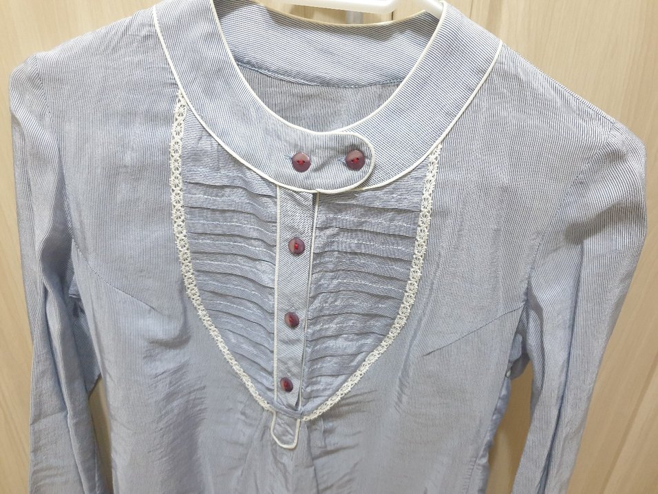 Mavi-Beyaz Çizgili Uzun Kollu Gömlek - Görsel 3