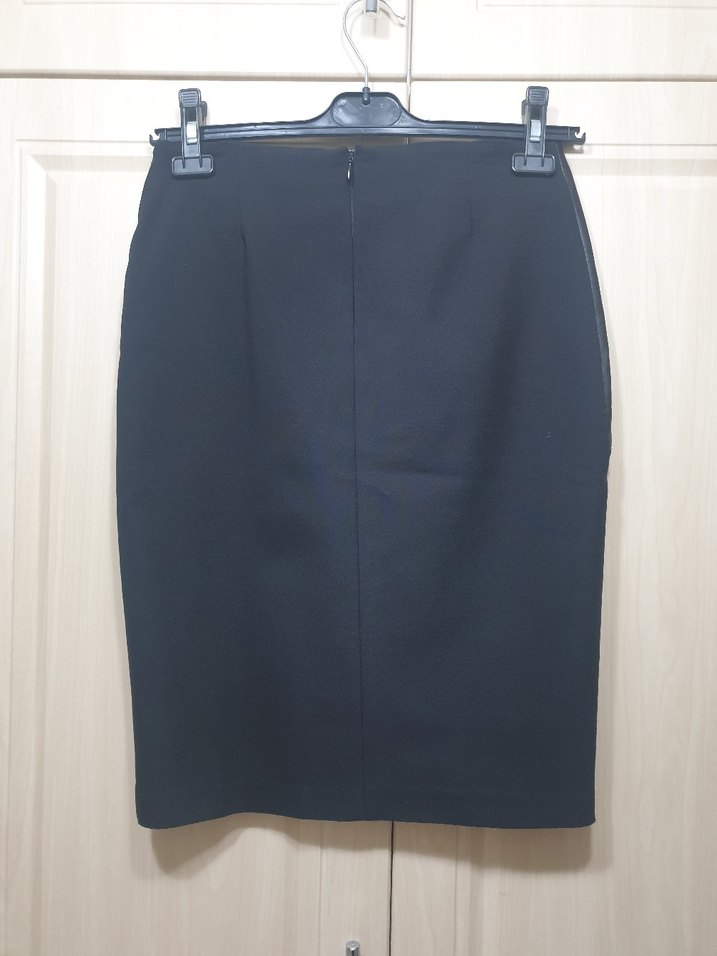 Fermuarlı Siyah Deri Midi Kalem Etek - Görsel 3