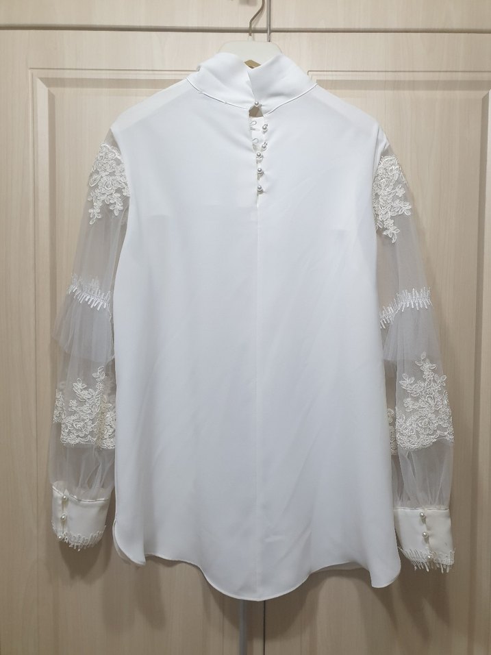 Dantel Detaylı Beyaz Kadın Bluz - Görsel 2