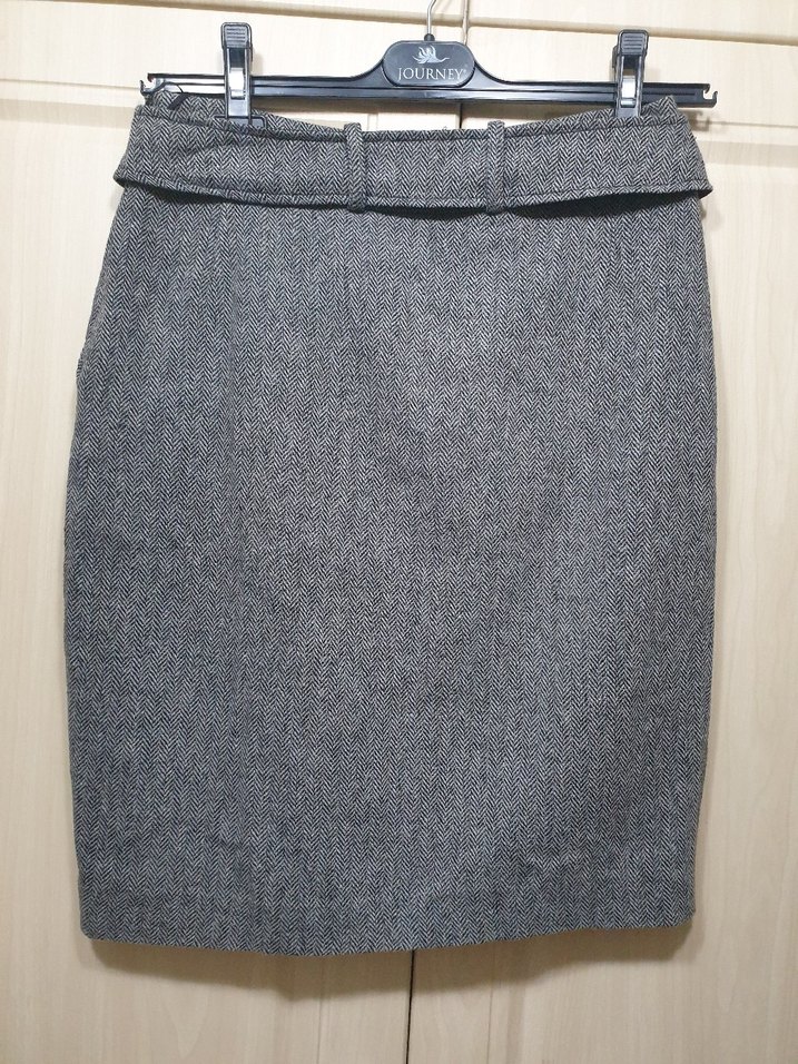 Gri Kısa Etek - Görsel 2