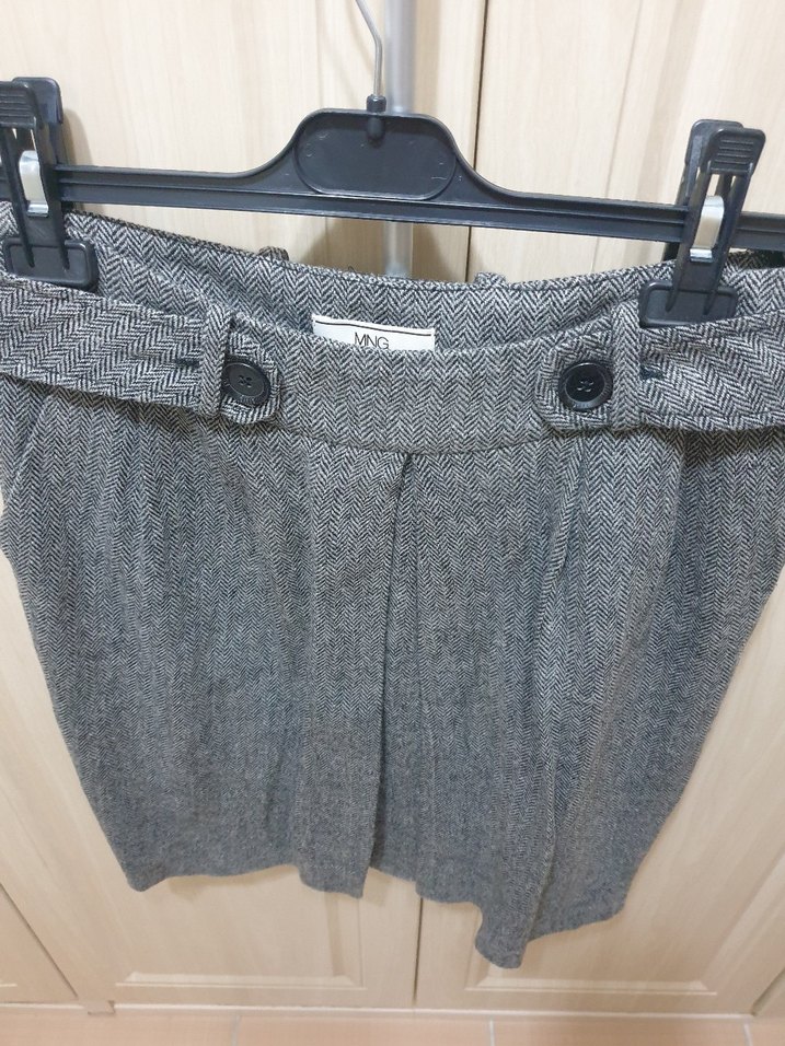 Gri Kısa Etek - Görsel 3