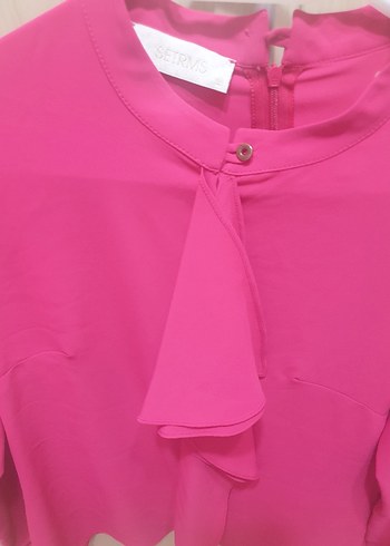 Pembe Fırfırlı Uzun Kollu Saten Bluz - Görsel 3