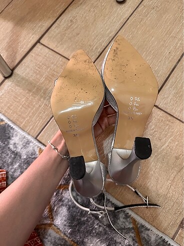 35 Beden çeşitli Renk Bantlı Stiletto