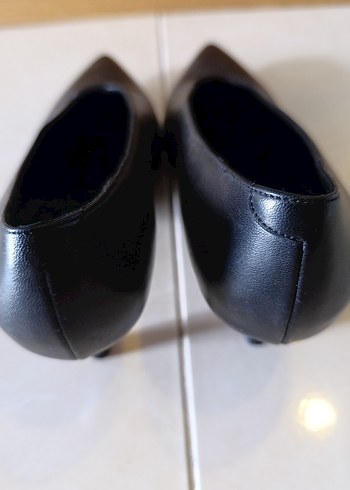 39 Beden Siyah Stiletto Topuklu Kadın Ayakkabı