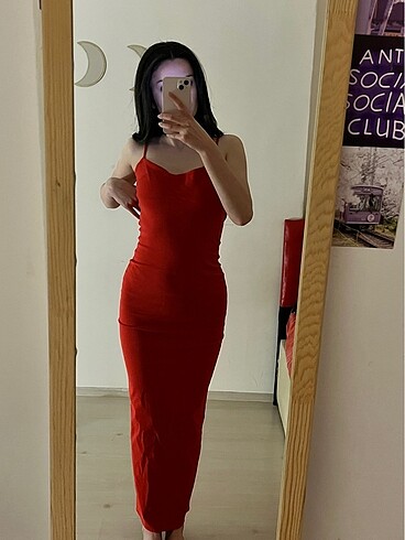 bershka kırmızı elbise