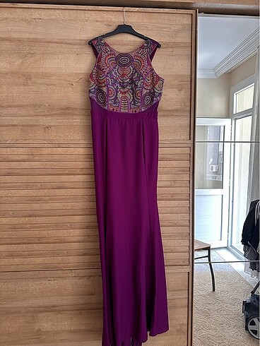 Önü taşlı balık model abiye