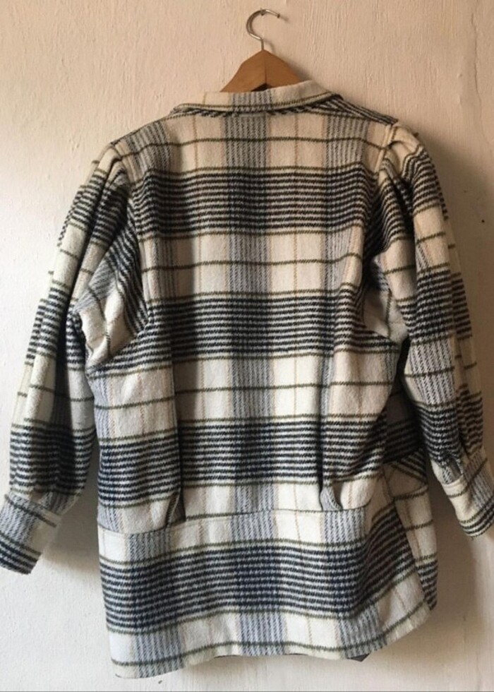 Ekose desenli vatkalı vintage kaban - Görsel 3