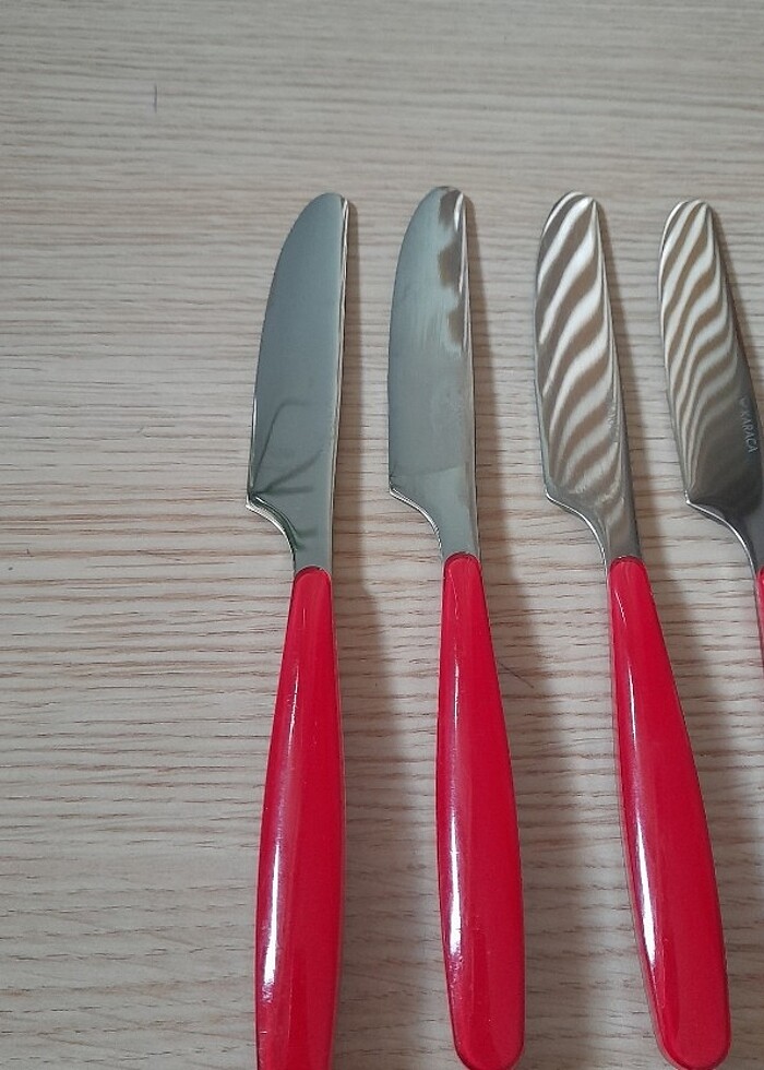 Karaca 6 adet kahvaltı ve yemek bıçağı KIRMIZI SAPLI - Görsel 3