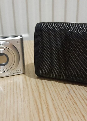 Sony Cyber-shot 14.1 fotograf makinesi - Görsel 5