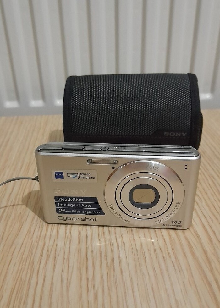 Sony Cyber-shot 14.1 fotograf makinesi - Görsel 4