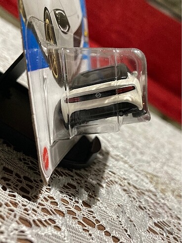  Hot Wheels Nissan Z Proto Beyaz