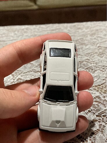 Beden Renk Hot Wheels Alfa Romeo GTV6 3.0 Beyaz