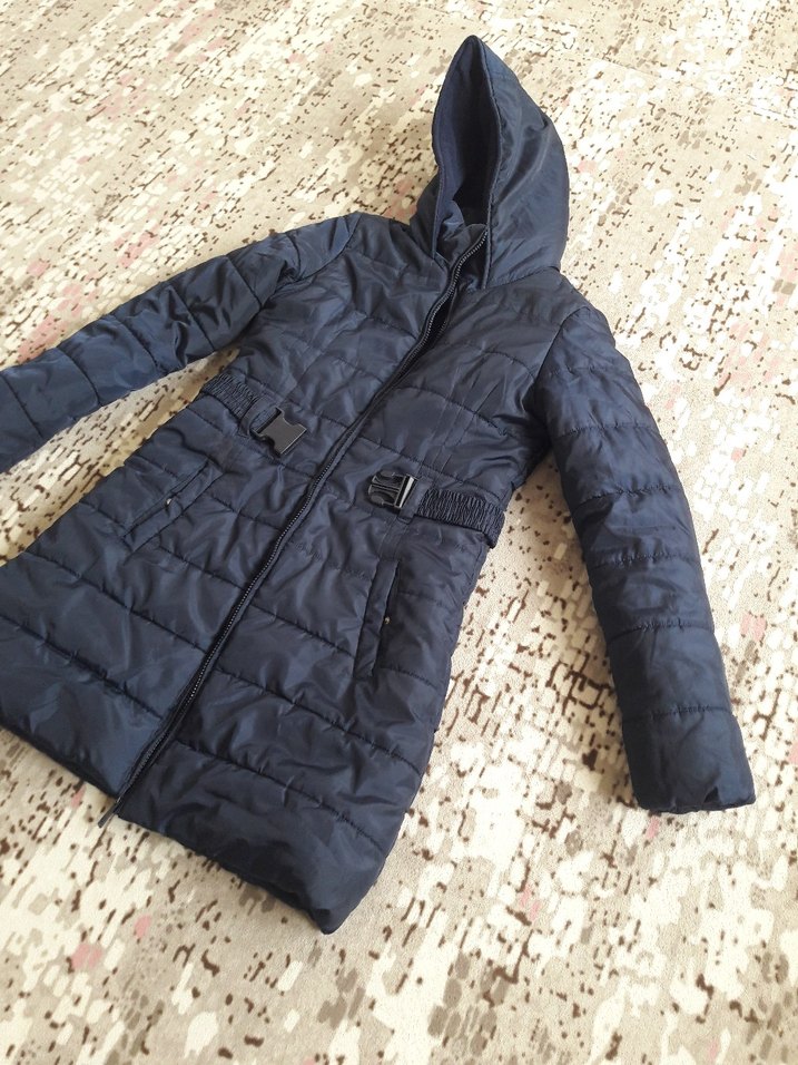 Kemer Detaylı Uzun Lacivert Kadın Kışlık Mont - Görsel 4