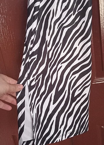 m Beden beyaz Renk Zebra pantolon 