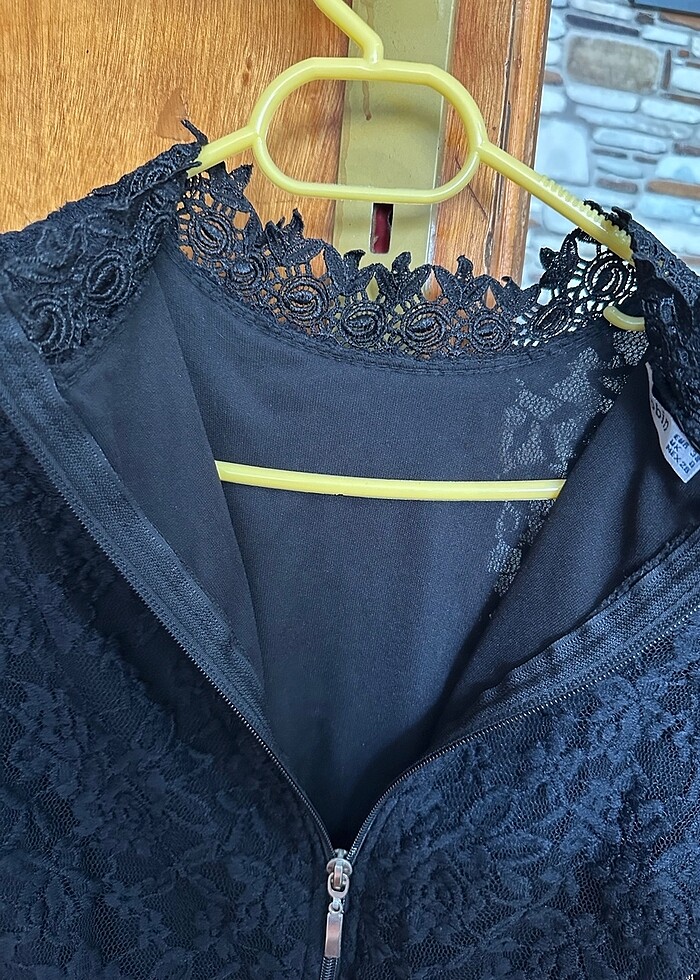 Güpür detaylı Crop - Görsel 3