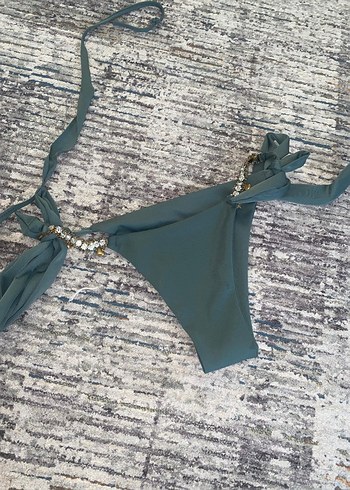 Trendyol & Milla İnce Askılı Boncuklu Yeşil Bikini