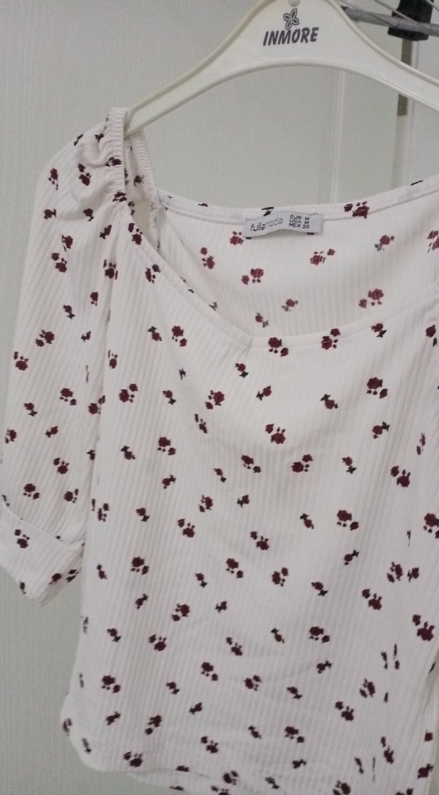 Çiçek Desenli V Yaka Pamuk Bluz - Görsel 2