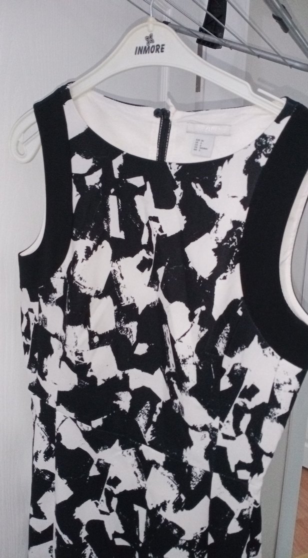 Siyah Beyaz Desenli Uzun Kalem Elbise - Görsel 2