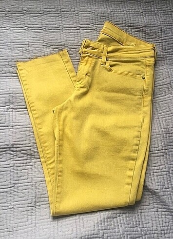Sarı pantolon