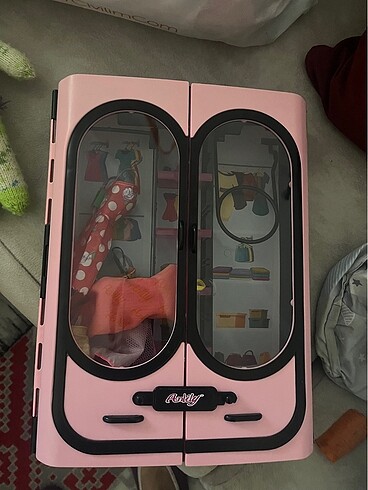 Barbie gardırop