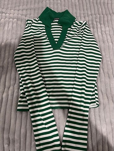 beyaz yeşil çizgili bluz