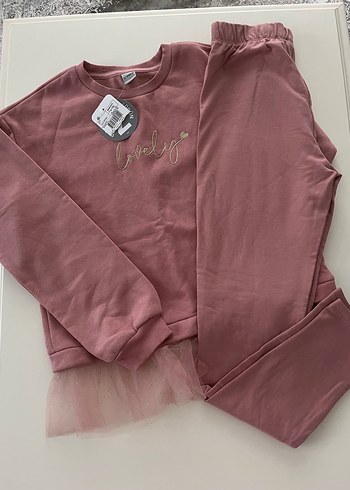 Kız Çocuk Pembe Dantelli Sweatshirt ve Eşofman Takımı