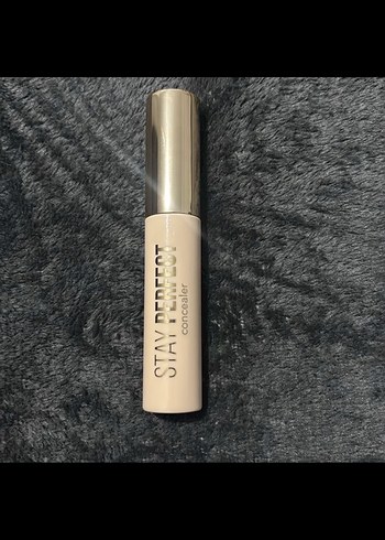 Flormar Stay Perfect Yoğun Pigmentli Kapatıcı 001 Fair - Görsel 3