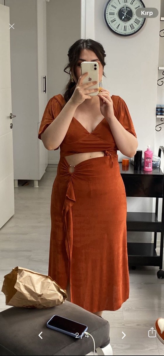 V Yaka Kahverengi Süet Uzun Elbise - Görsel 2