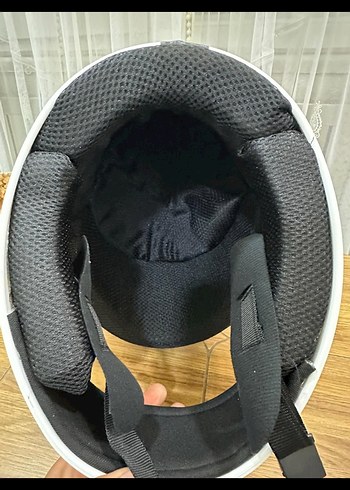 Beyaz Motor Kaskı Kayışlı - Görsel 3