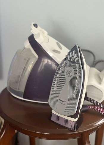 Philips Buhar Kazanlı Ütü Beyaz-Gri