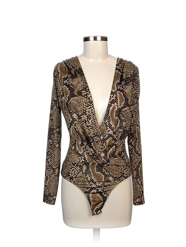 Zara Bluz %70 İndirimli.