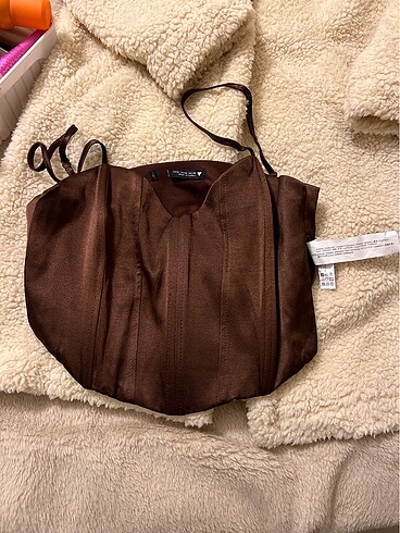 Zara Crop