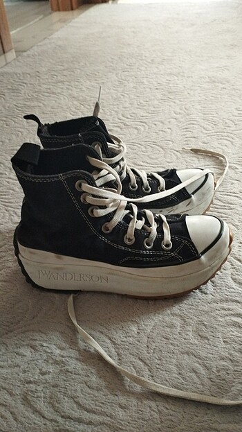 Diğer Converse