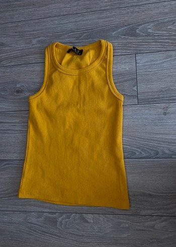Sarı Kadın Atlet, Kolsuz, Dar Kesim