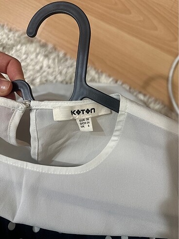 36 Beden Koton puantiyeli bluz gömlek