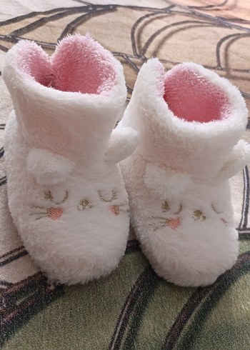 Kız Çocuk Beyaz Nakışlı Sıcak panduf - Görsel 2