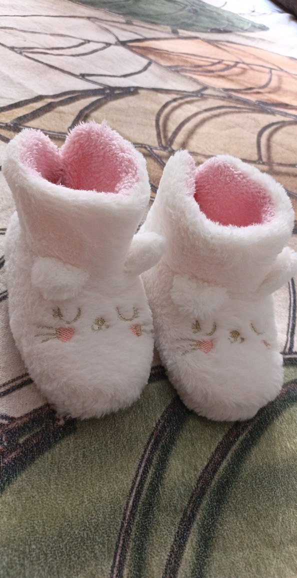 Kız Çocuk Beyaz Nakışlı Sıcak panduf - Görsel 2