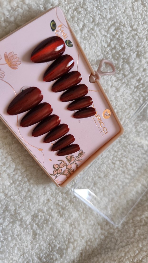 Bordo Parlak Kedi Gözü Tırnak Süsleri - Görsel 2