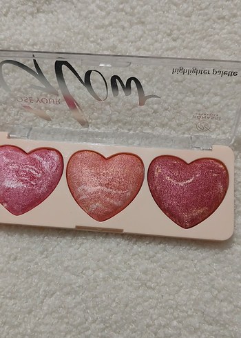 Pembe Kalp Şeklinde Highlighter Paleti - Görsel 2