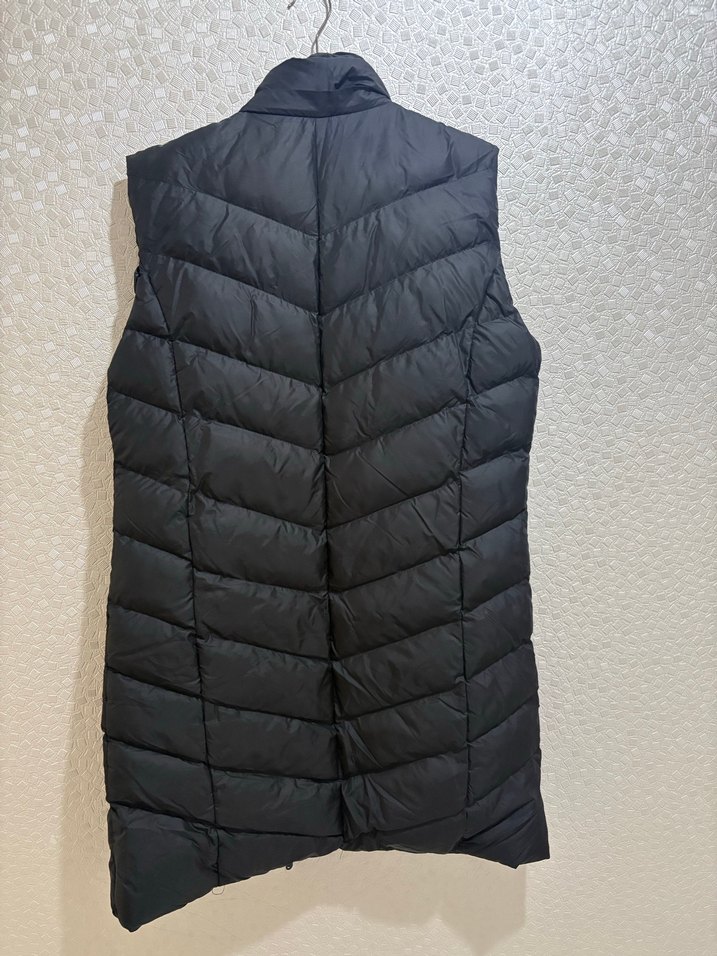 Siyah Fermuarlı Kadın Midi Şişme Yelek - Görsel 3