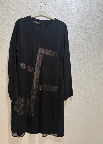 Siyah Kadın Uzun Kollu Baskılı Tunik - Görsel 2